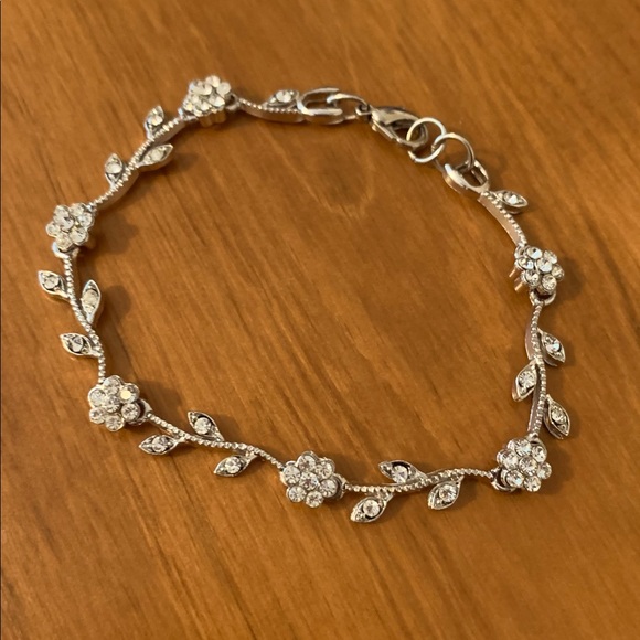 Daisy Crystal Set - Picture 2 of 6